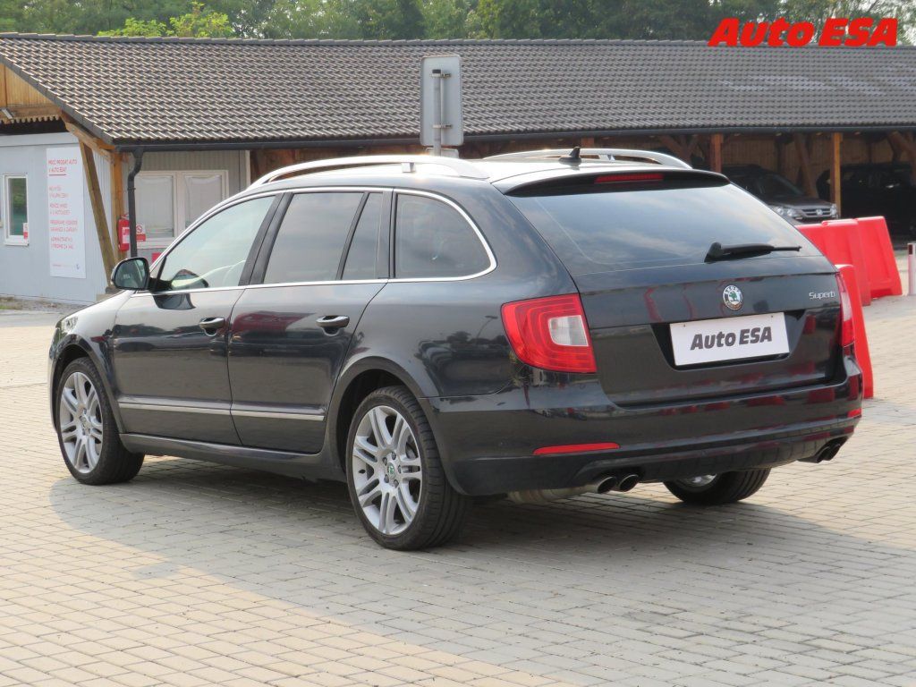 Škoda Superb, 3.6 V6 4x4,ČR,AT,bixen - fotka 6