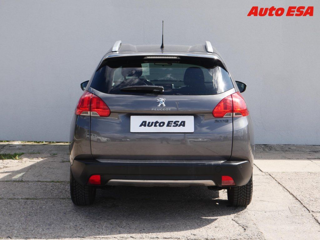 Peugeot 2008, 1.2i,AC,temp - fotka 5