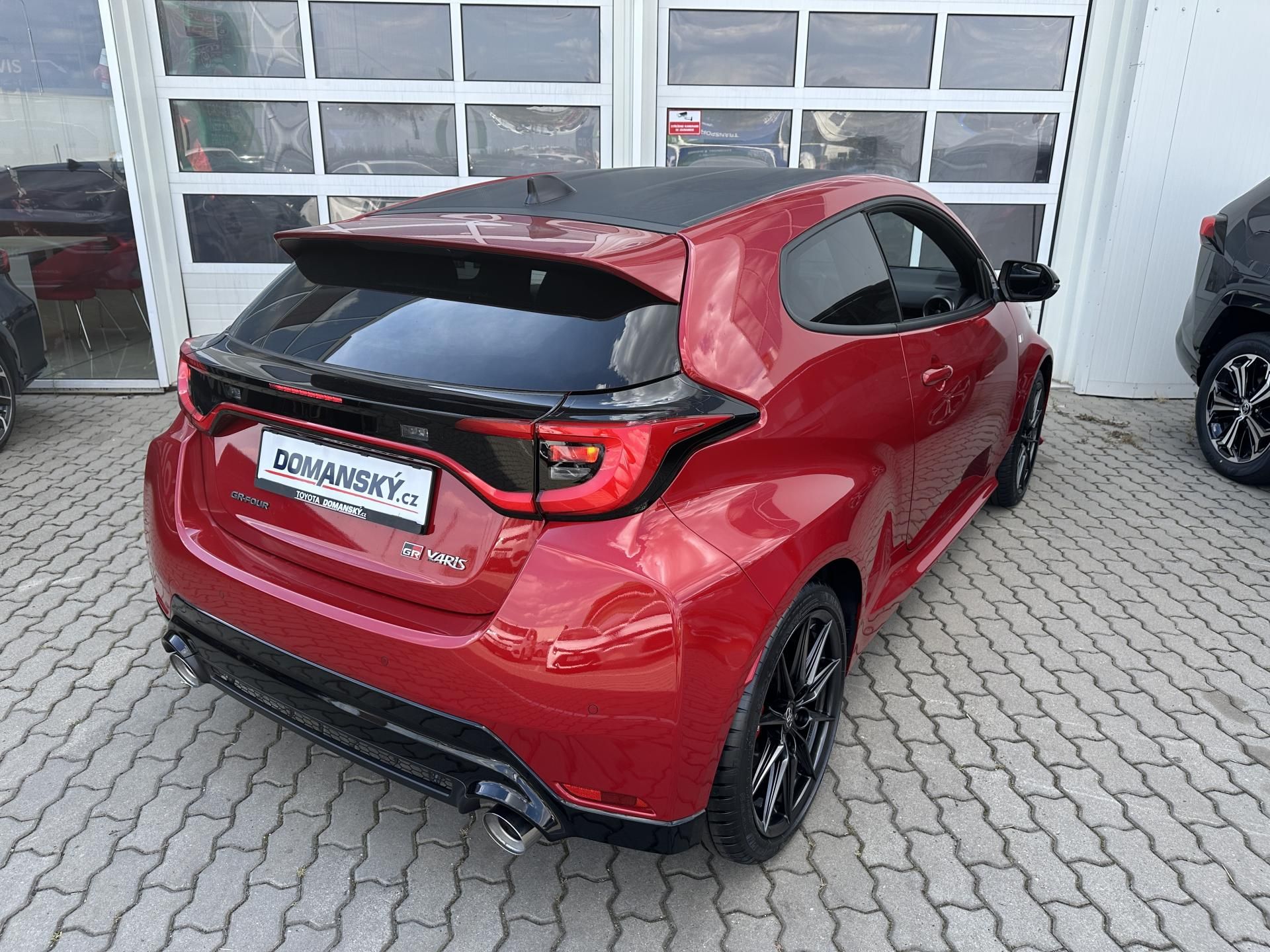 Toyota GR Yaris, 1.6 Turbo 6/MT DYNAMIC VIP - fotka 4