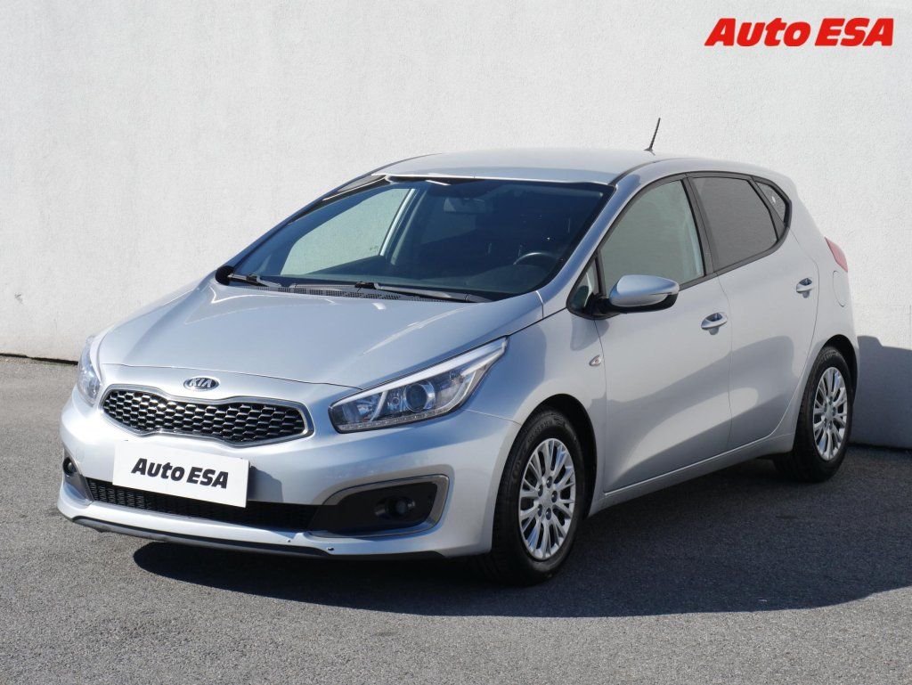 Kia Cee´d, 1.6 CRDi,ČR,AC - fotka 3