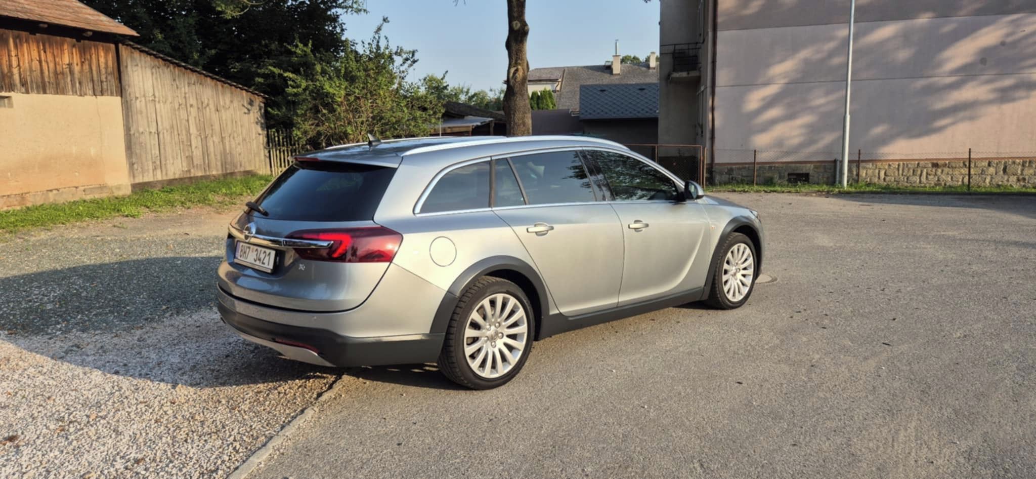 Opel Insignia, Opel Insignia Country 4x4 - fotka 5