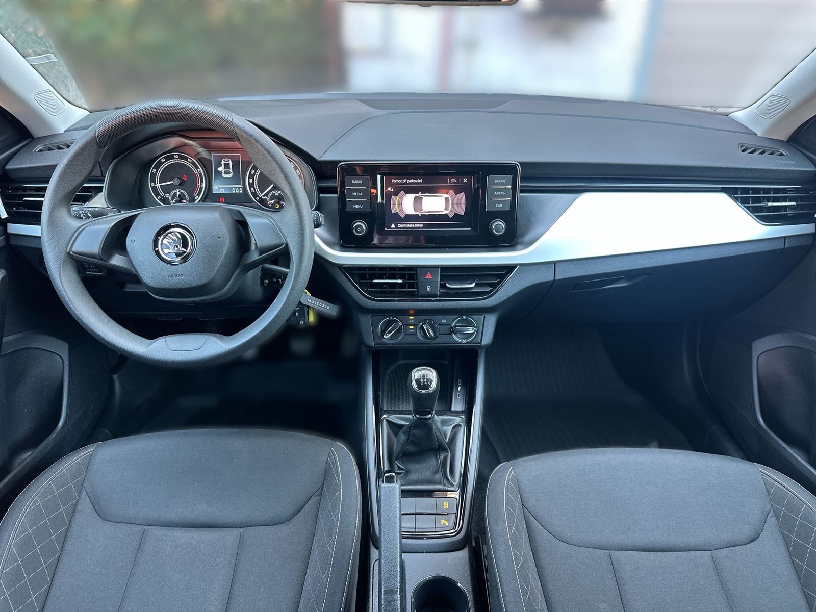 Škoda Scala, 1.0 TSI Ambition - fotka 5