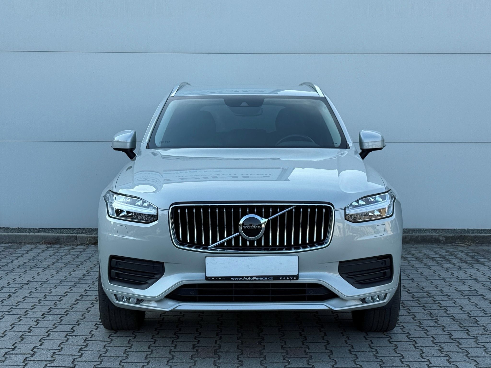 Volvo XC90, 2.0d 173 kW - fotka 3