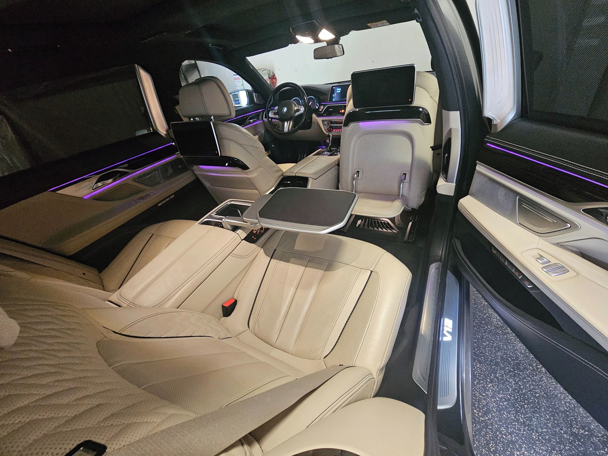 BMW Řada 7, M760Li - vmax305,merino,lounge - fotka 5