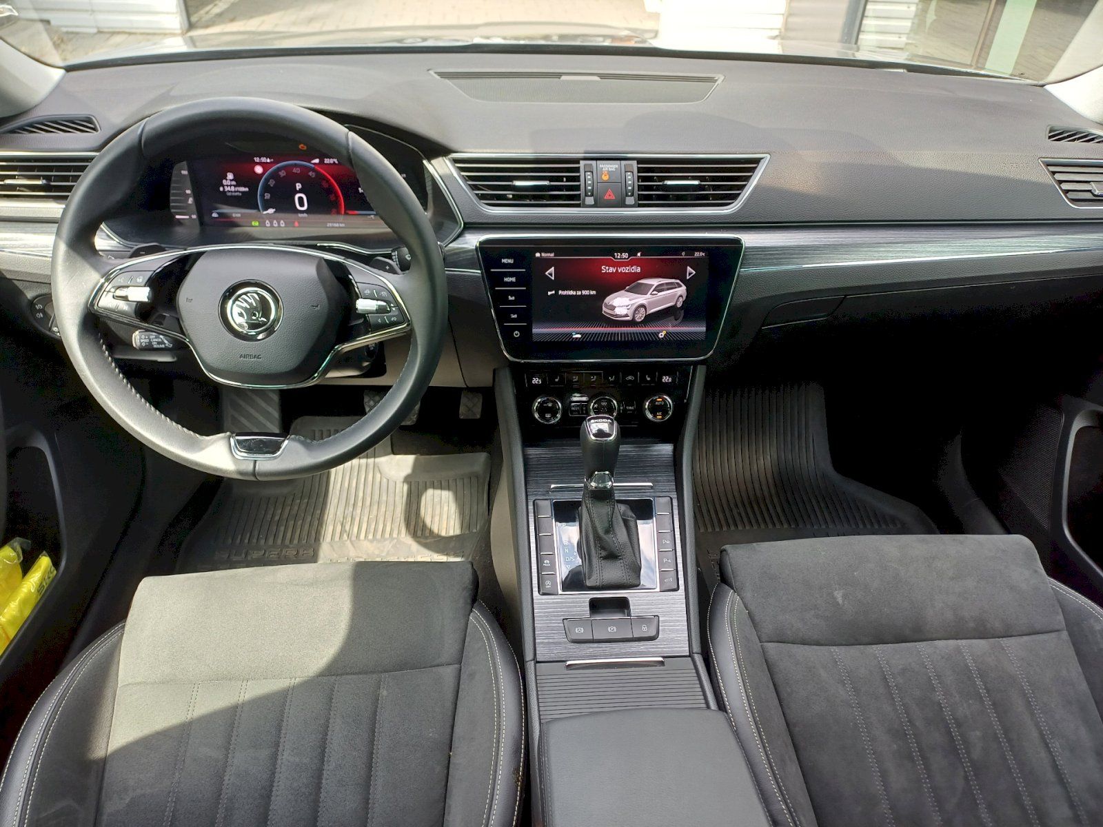 Škoda Superb, Combi Style Plus DSG TD 2,0 / - fotka 5