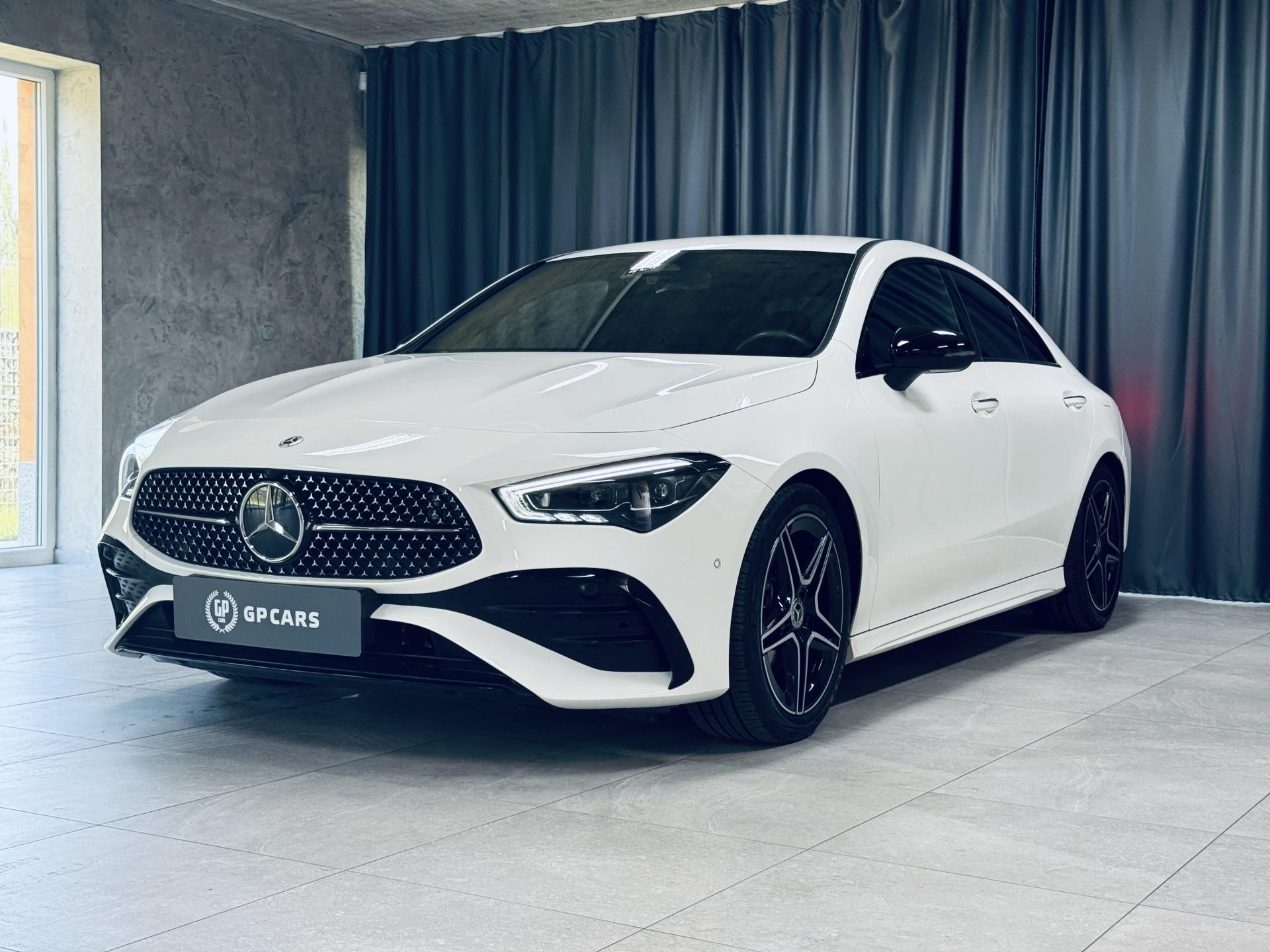 Mercedes-Benz CLA, 180*AMG*KEYLESS*KAMERA*CZ - fotka 3