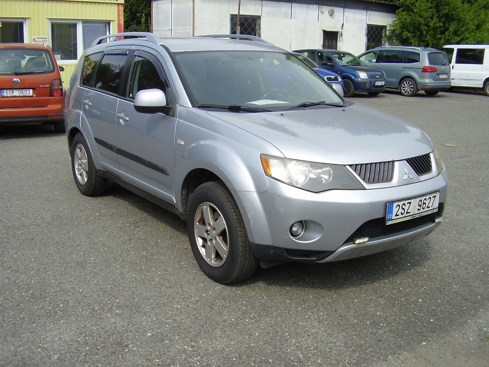 Mitsubishi Outlander, 2.0 DI-D, motor VW BSY, 103kw - fotka 6