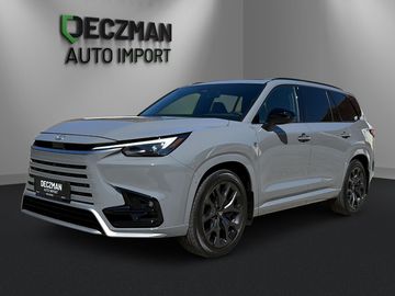 F SPORT Performance 3