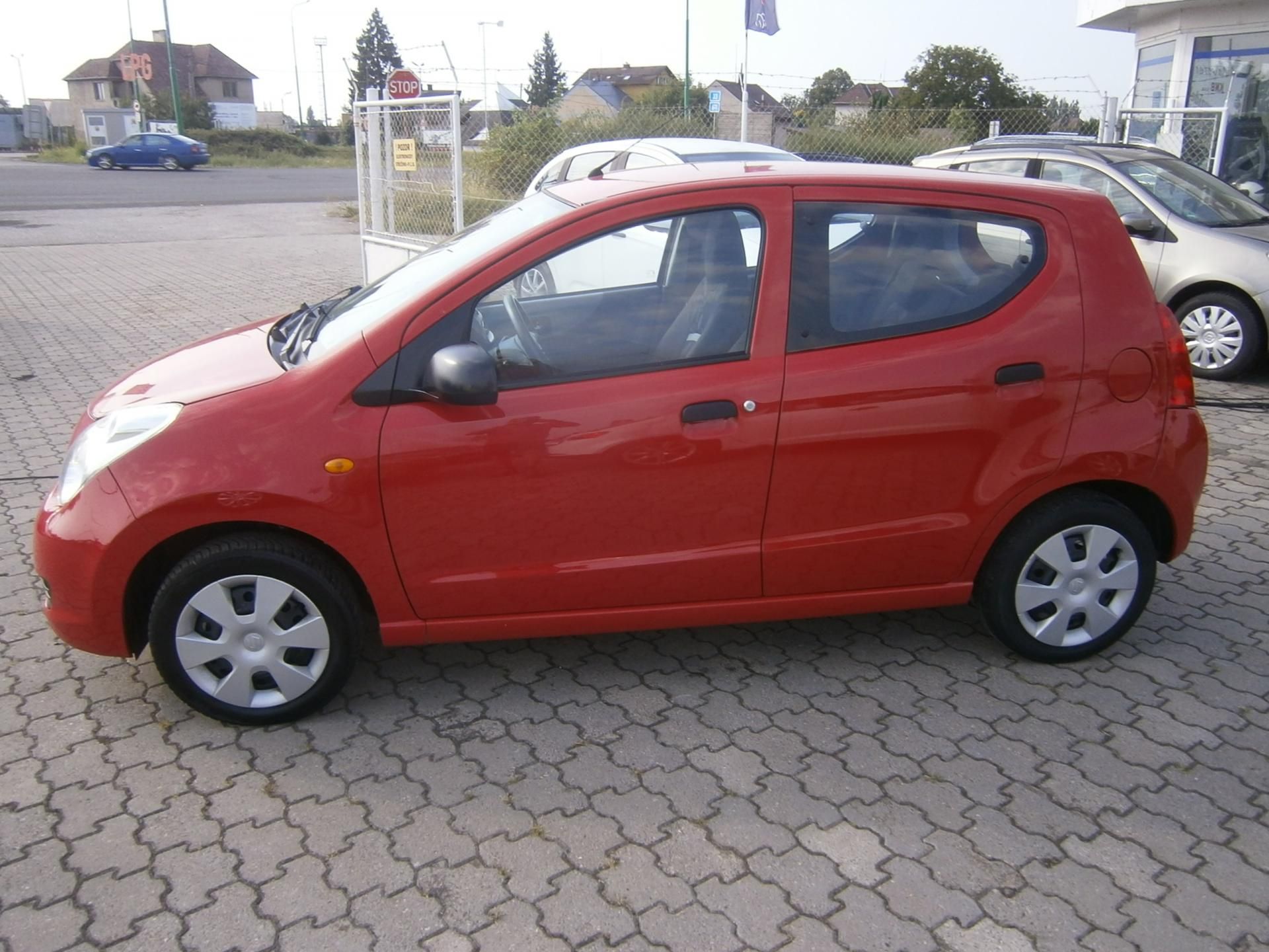 Suzuki Alto, 1.0i 50kw,1.maj.serviska - fotka 4