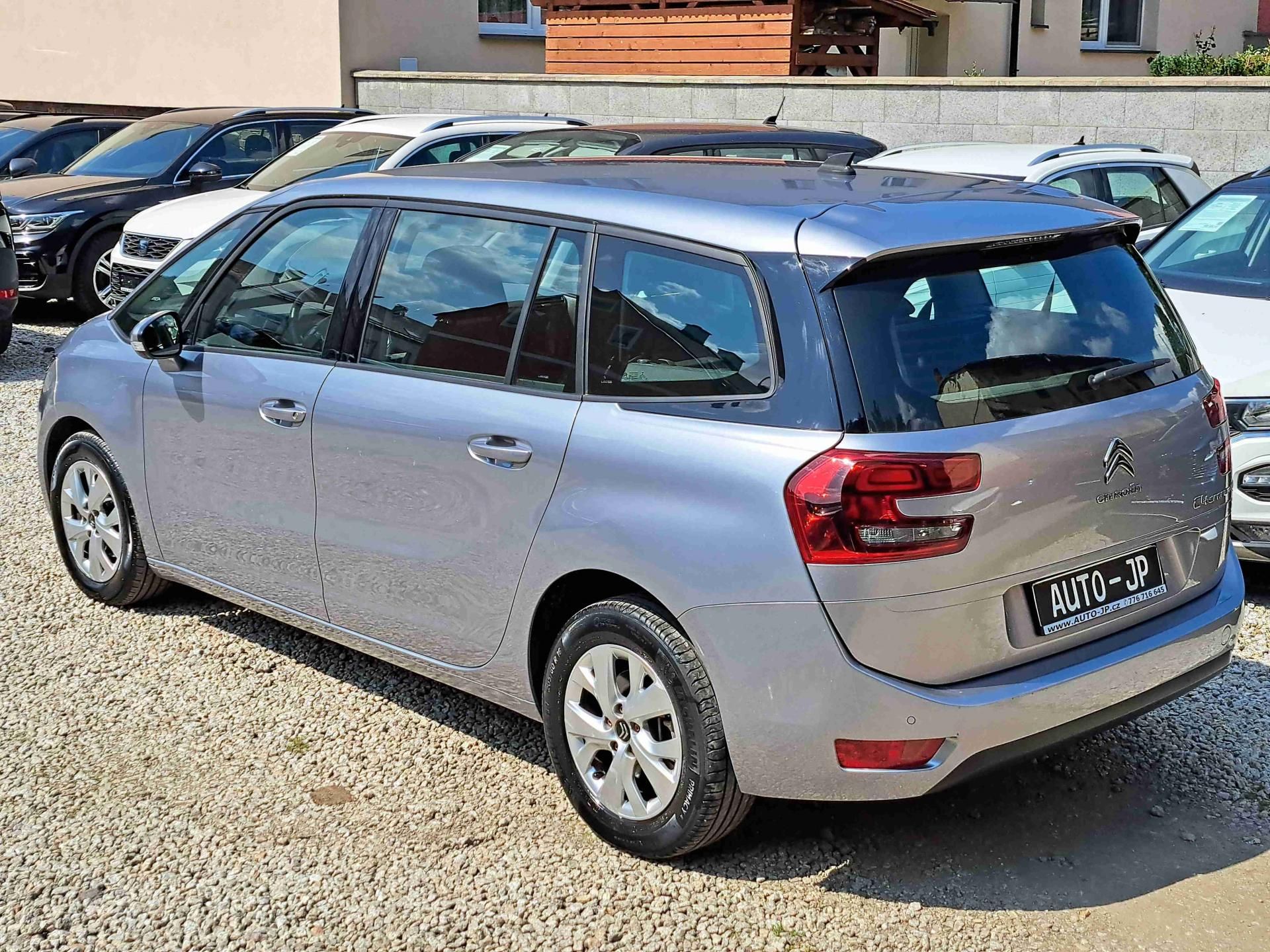 Citroën Grand C4 SpaceTourer, 1,5 HDI EAT8 16ALU PDC NAVI - fotka 5