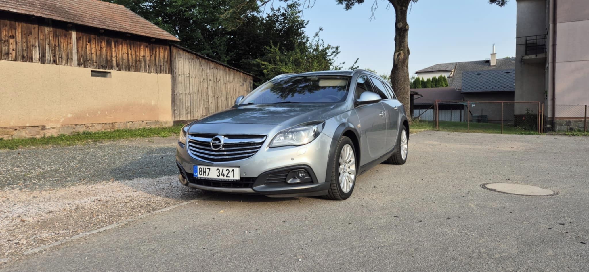 Opel Insignia, Opel Insignia Country 4x4 - fotka 4