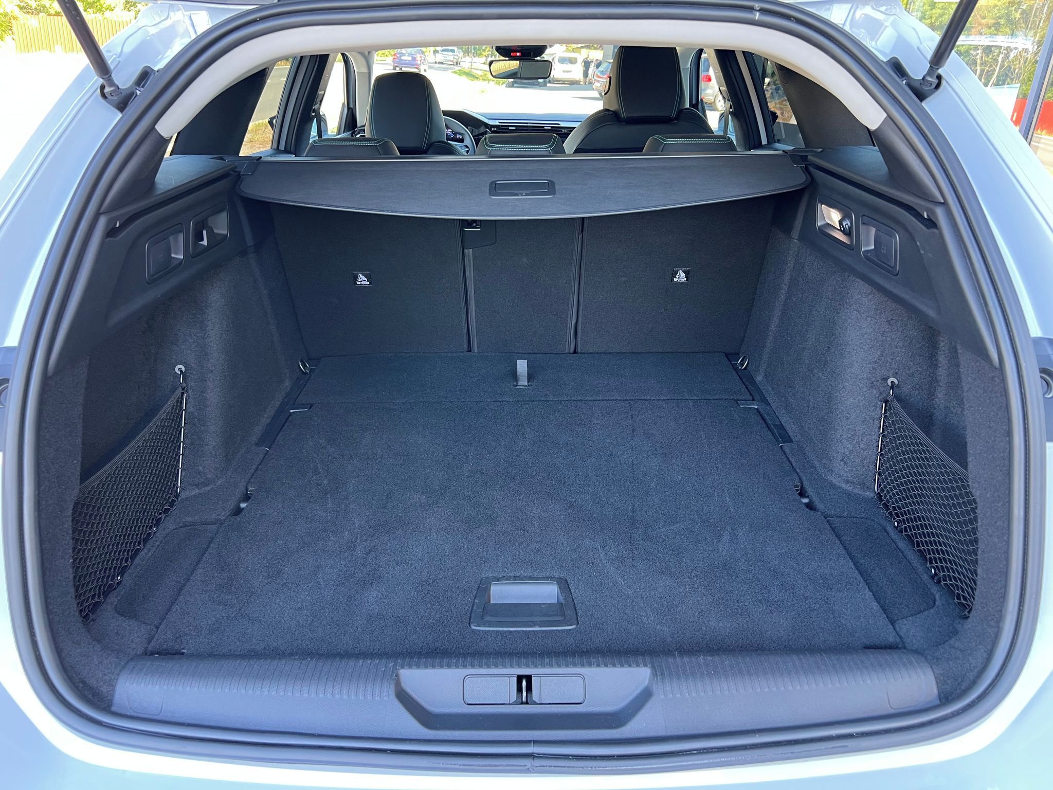 Peugeot 308, 1.2 130k ALLURE ZÁRUKA ČR DPH - fotka 6