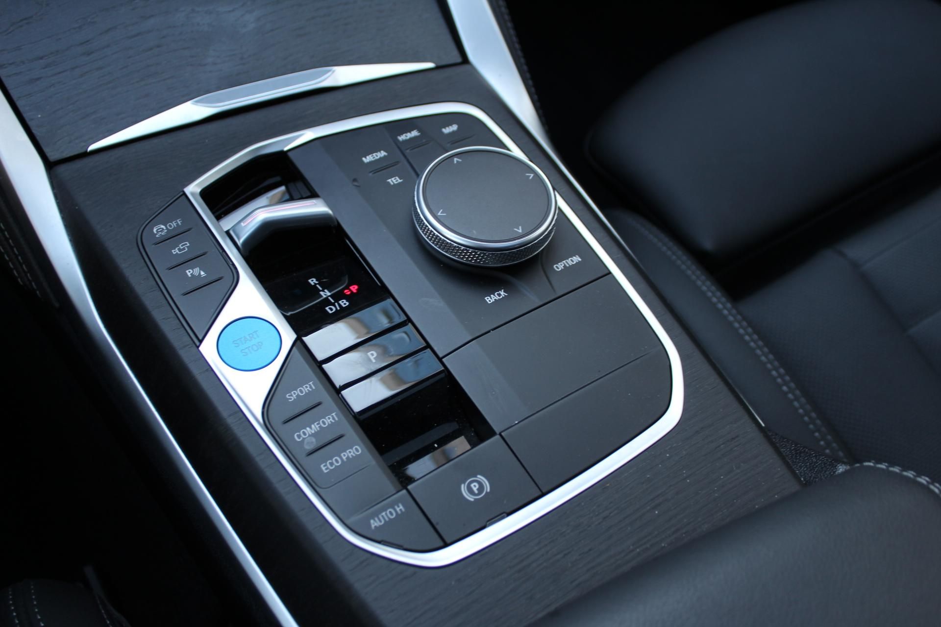 BMW i4, M50 - fotka 5