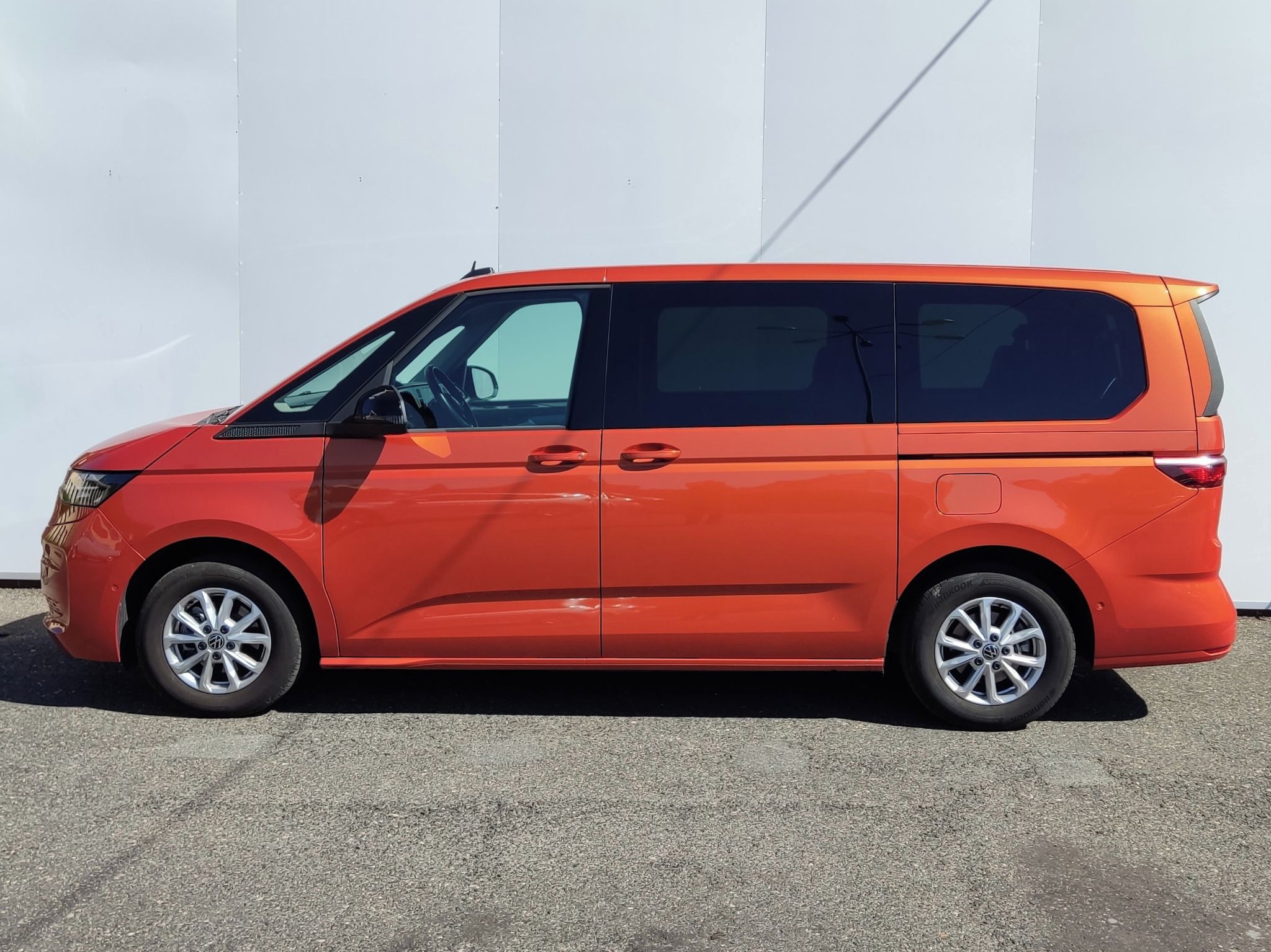 Volkswagen Multivan, 2.0 TDI 110 kW DR DSG Life - fotka 3