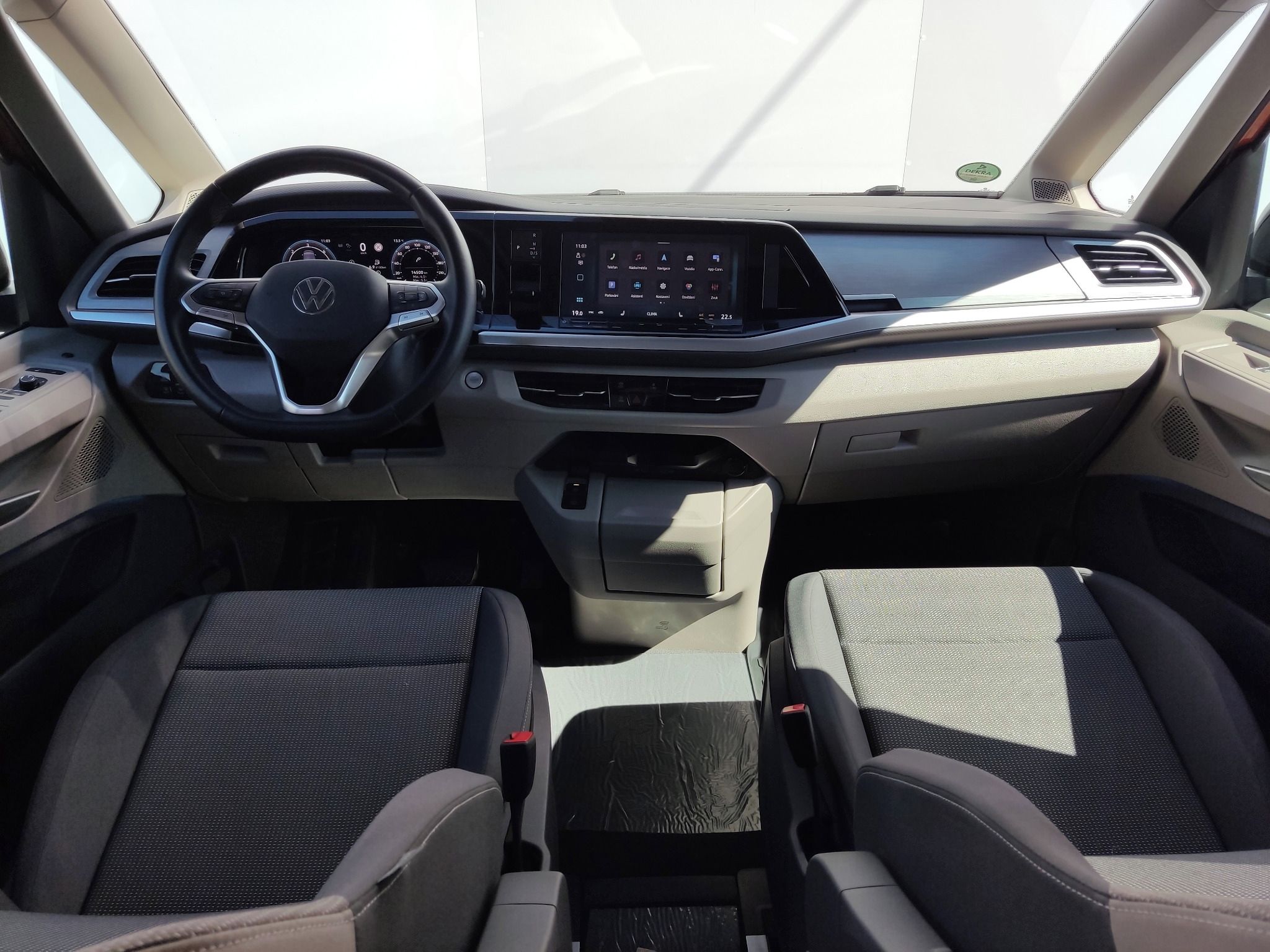 Volkswagen Multivan, 2.0 TDI 110 kW DR DSG Life - fotka 5