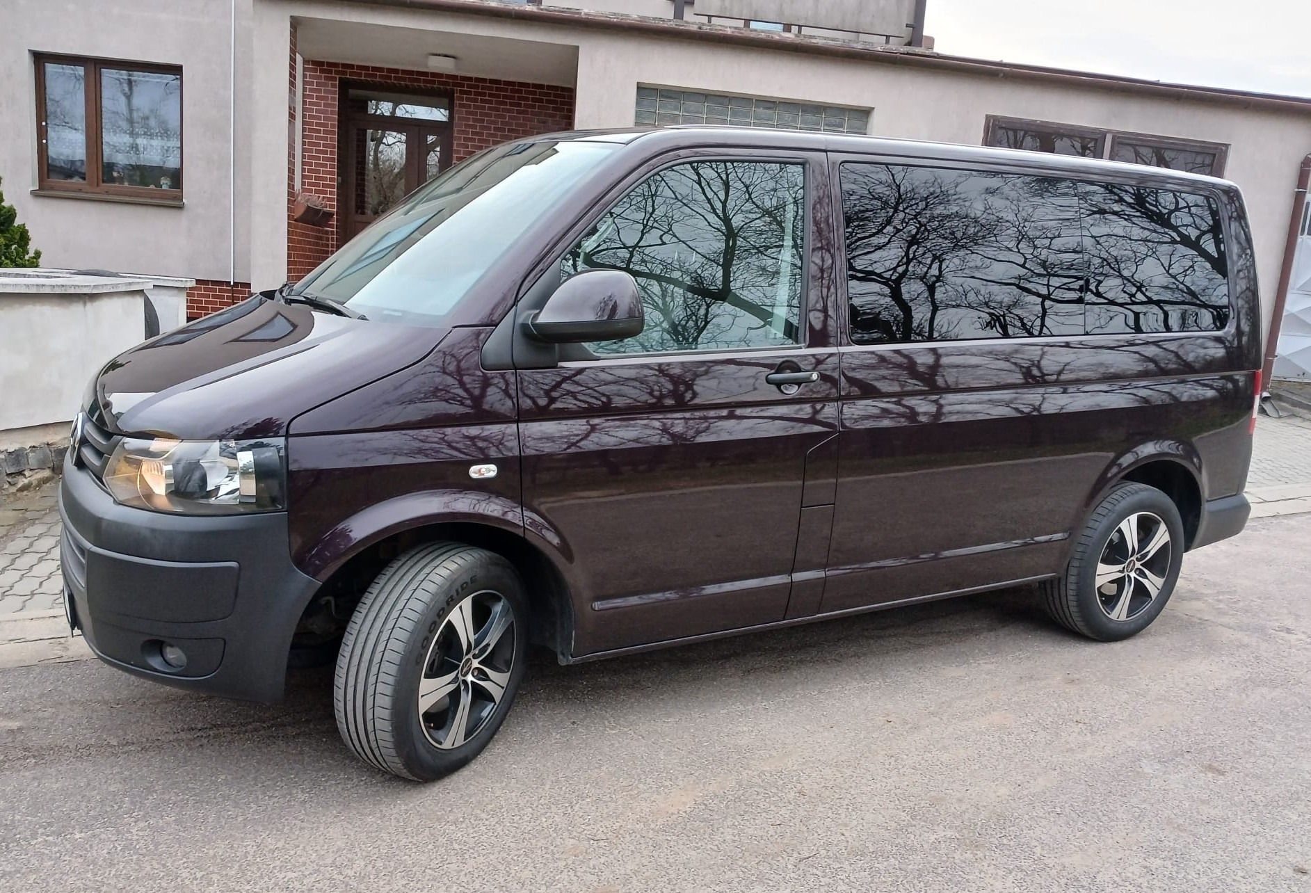 Volkswagen Caravelle, 8míst,161tkm,TZ,AC,2xALU,DPH - fotka 5