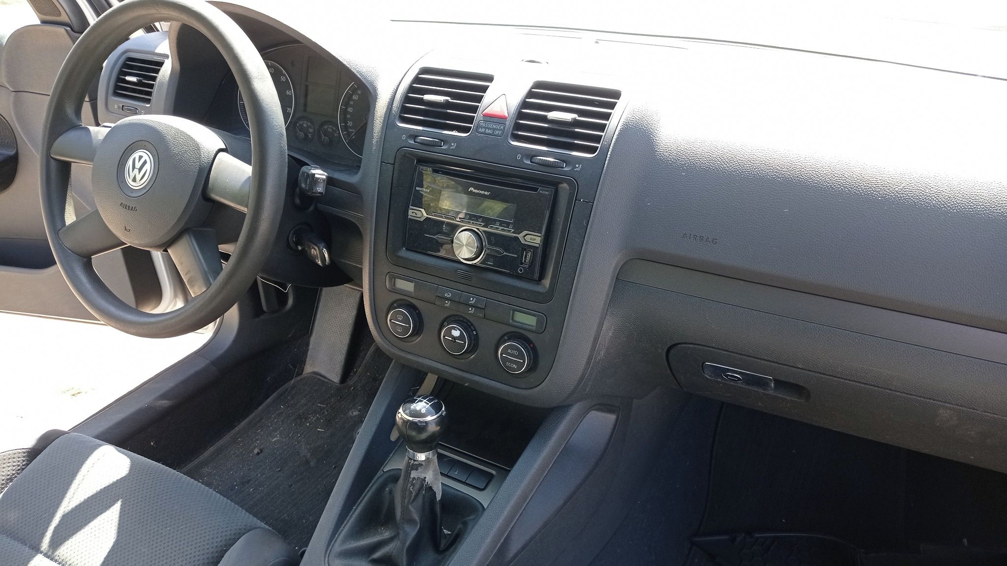 Volkswagen Golf, 1,6 FSi - fotka 6