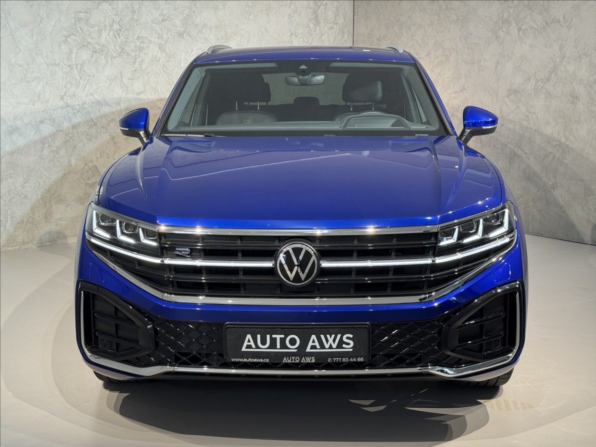 Volkswagen Touareg, 3,0 TDi  R-Line Tiptronic LED - fotka 2