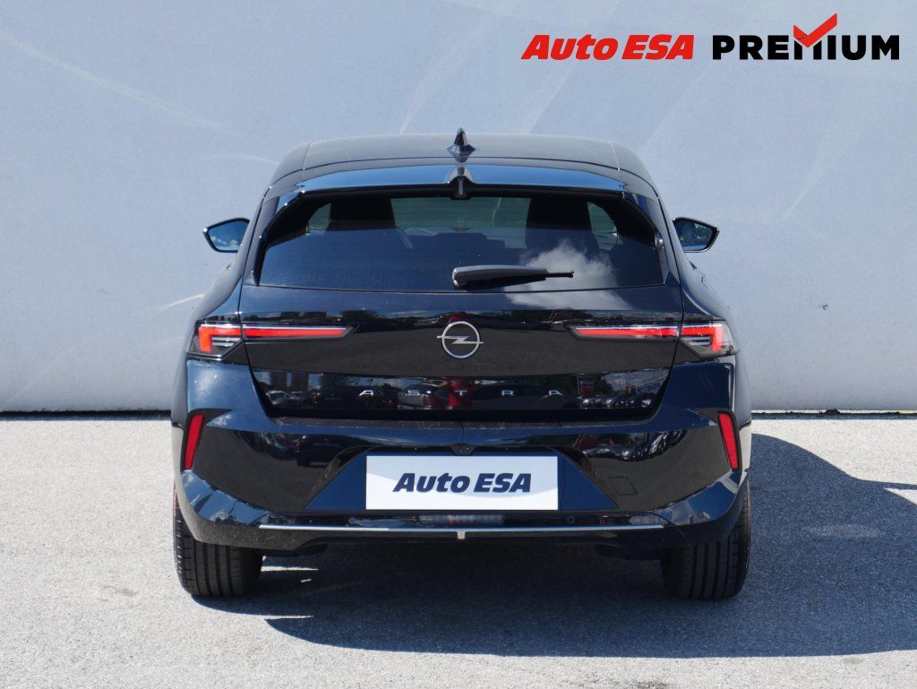 Opel Astra, 1.2PT,1.maj,ČR,Elegance - fotka 5