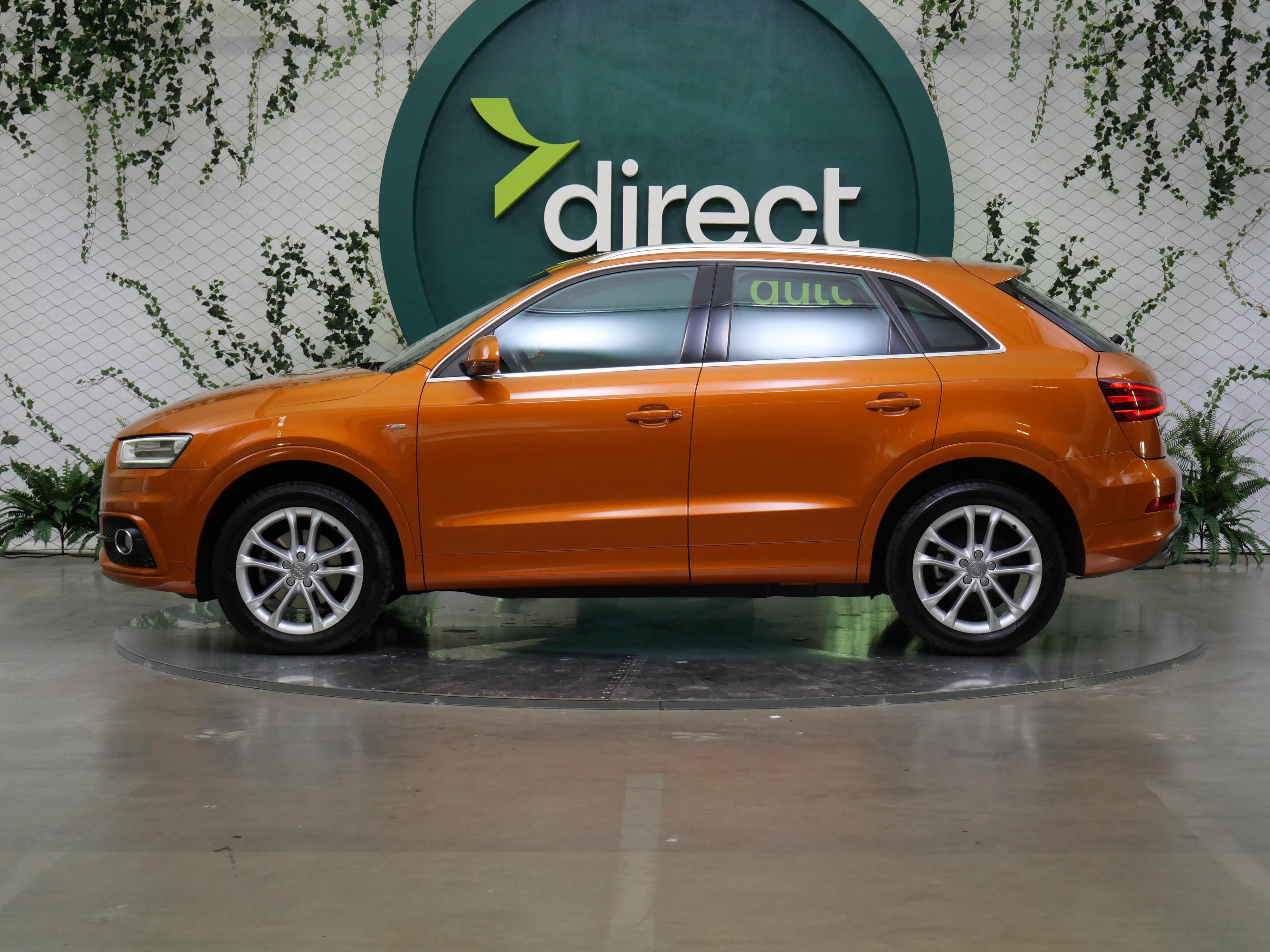 Audi Q3, 1.4 TFSI 110 kW S line - fotka 3