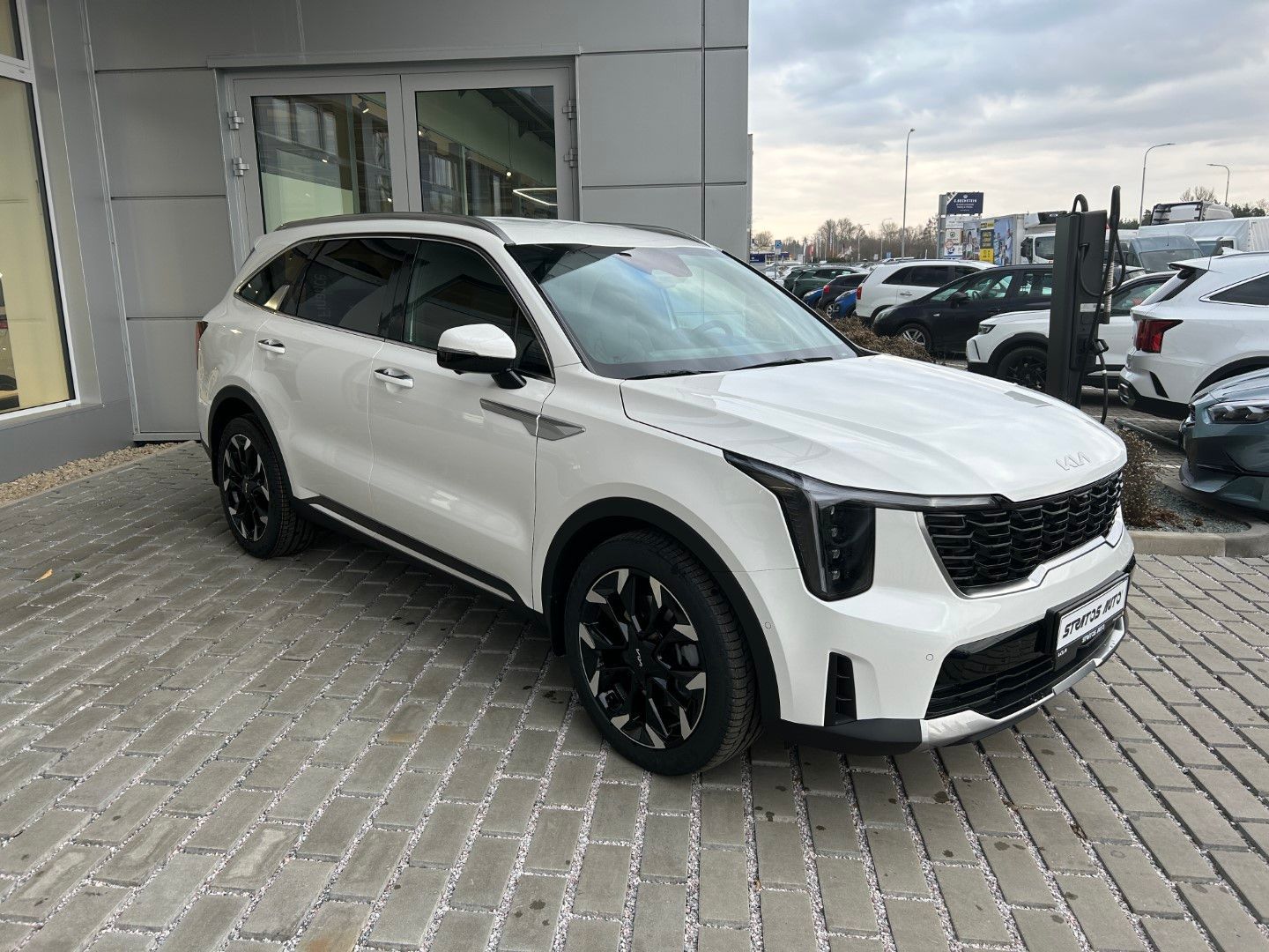 Kia Sorento, 2,2 CRDi 4x4 8DCT TOP 5 míst - fotka 3