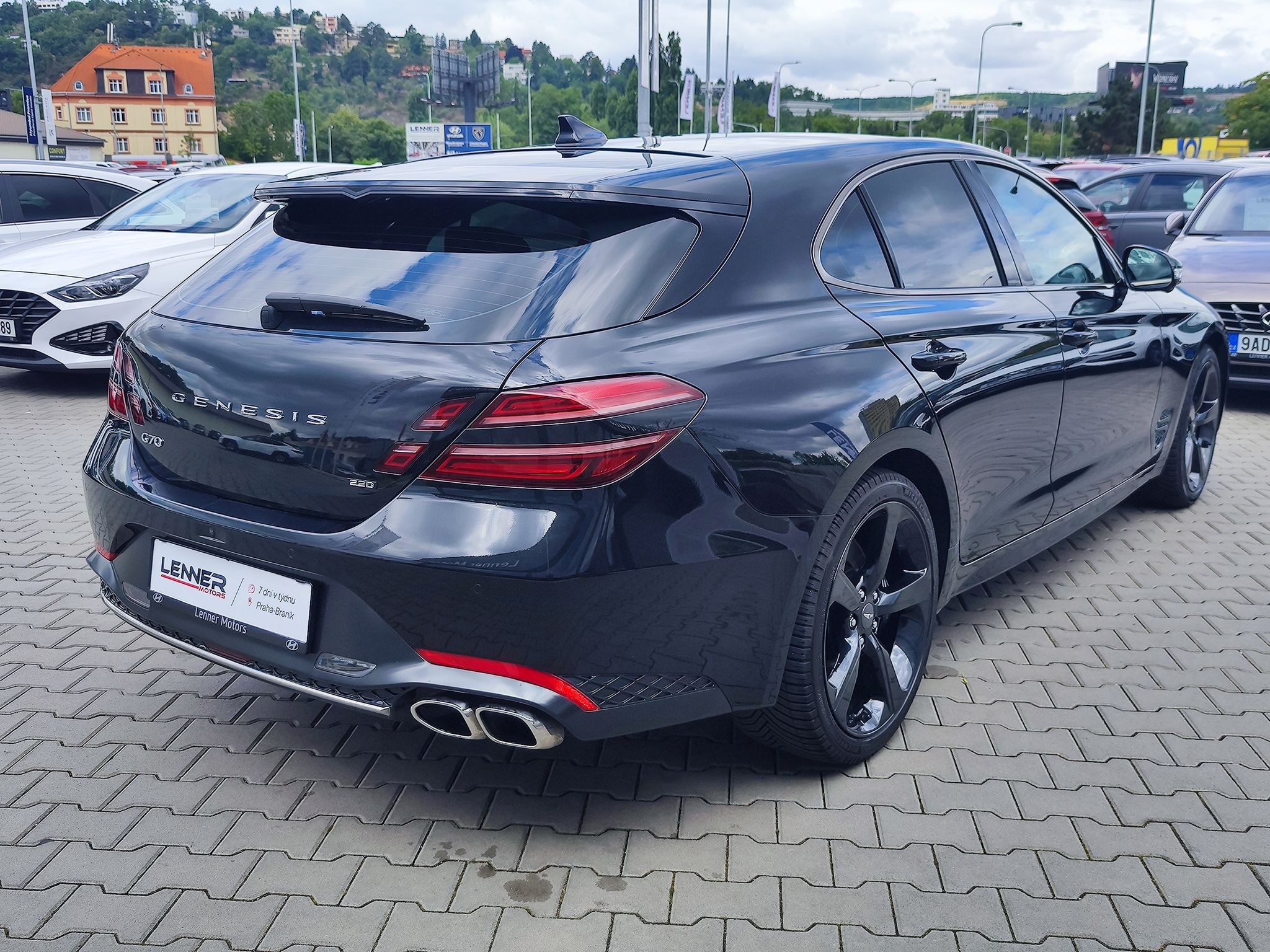 Genesis G70, 2.2D/147kW RWD Sport Line - fotka 5