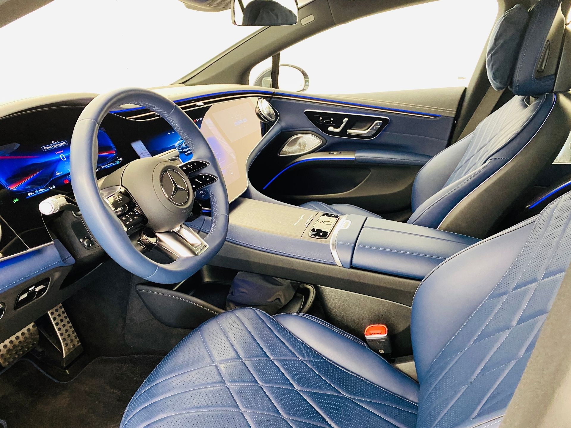 Mercedes-Benz EQS, 53 4MATIC+ AMG 118kWh - fotka 5