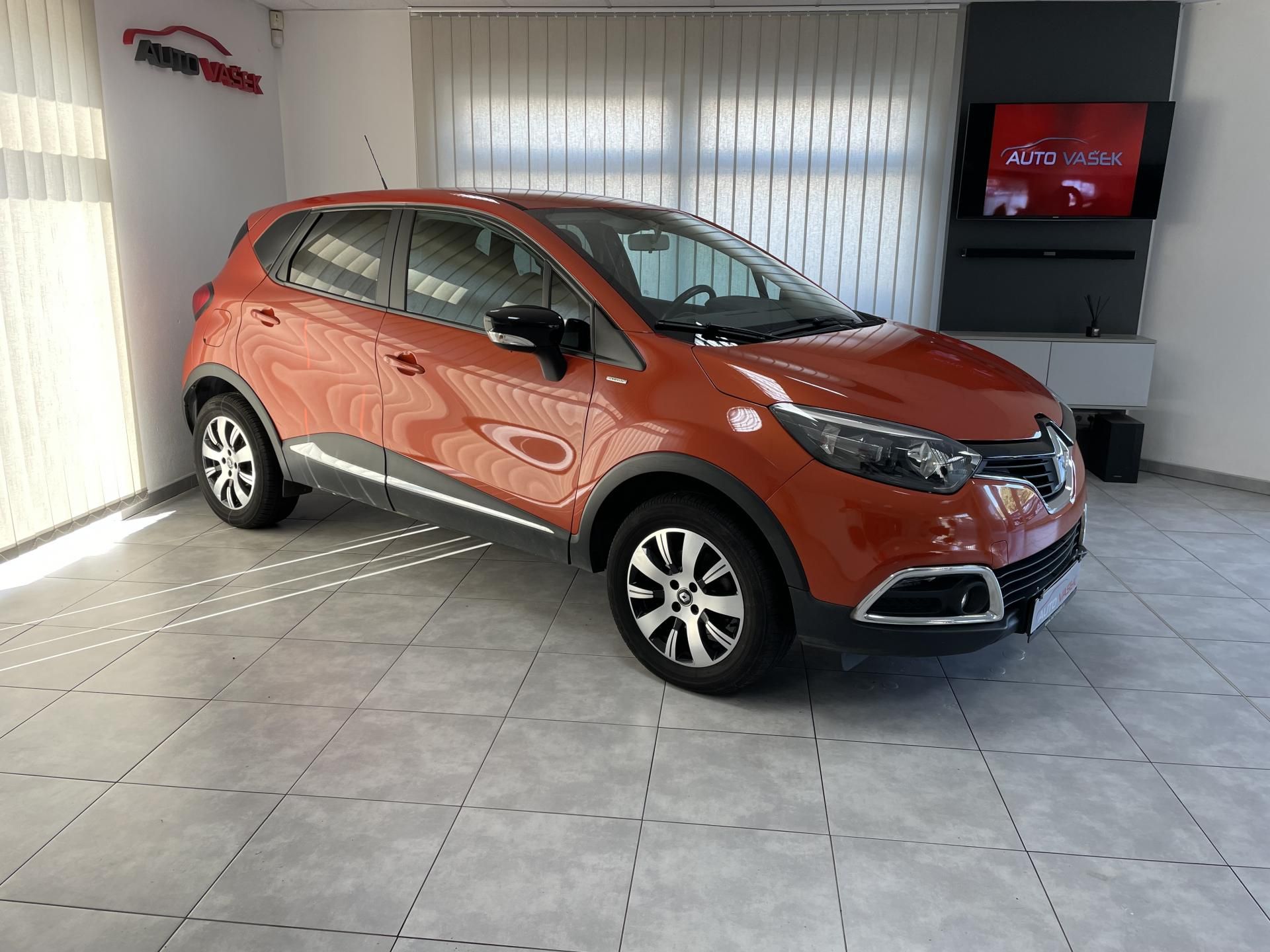 Renault Captur, 1.2 TCe NAVI  ČR 1.MAJ
