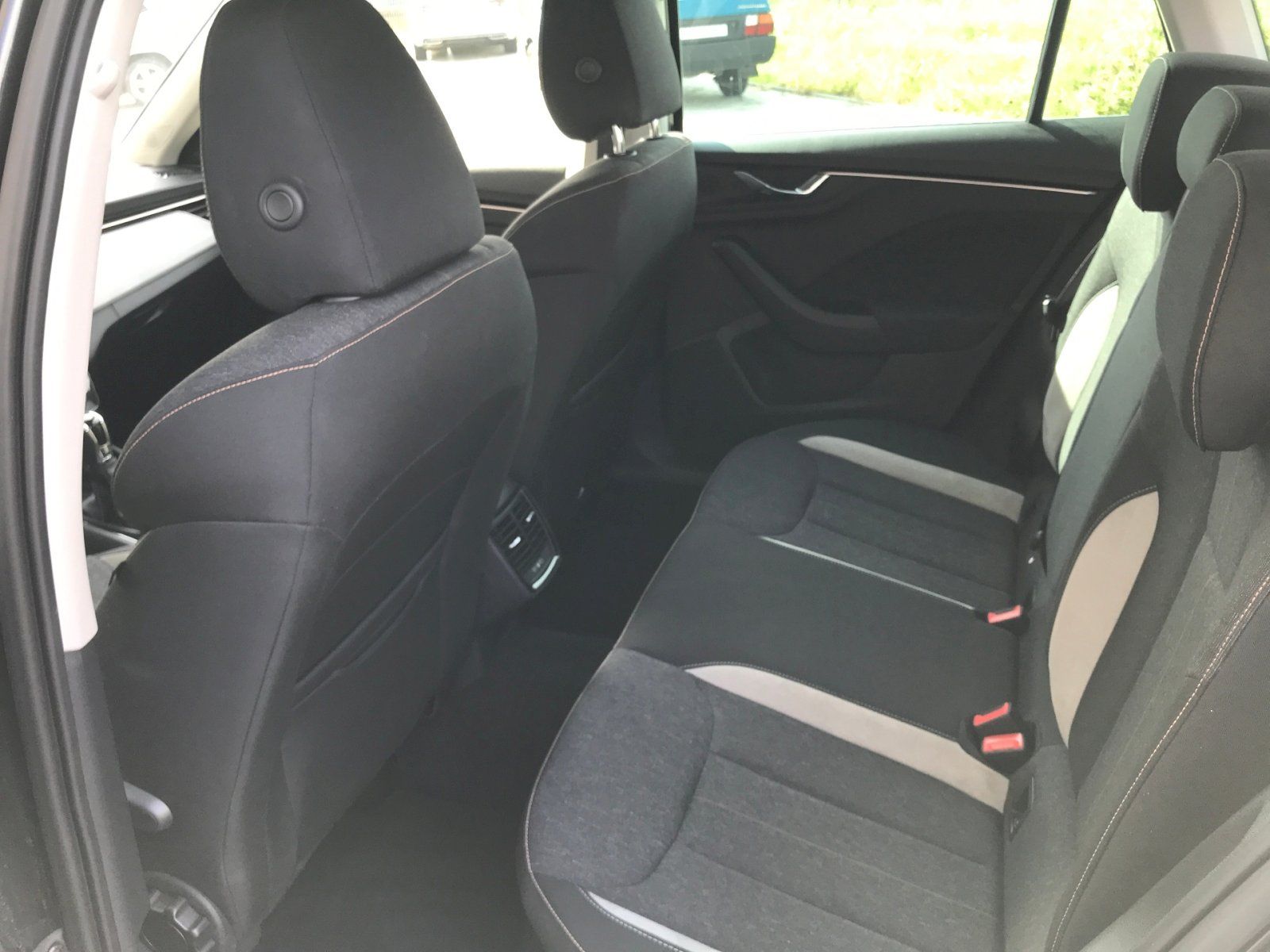 Škoda Kamiq, SELEC TSI 110/1.5 A7F - fotka 6