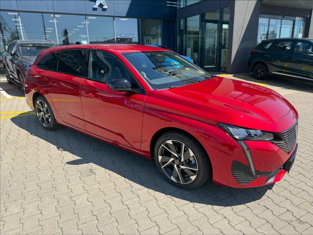 Peugeot 308, 1,2 Hybrid 145 e-DCS6  SW Allu - fotka 4