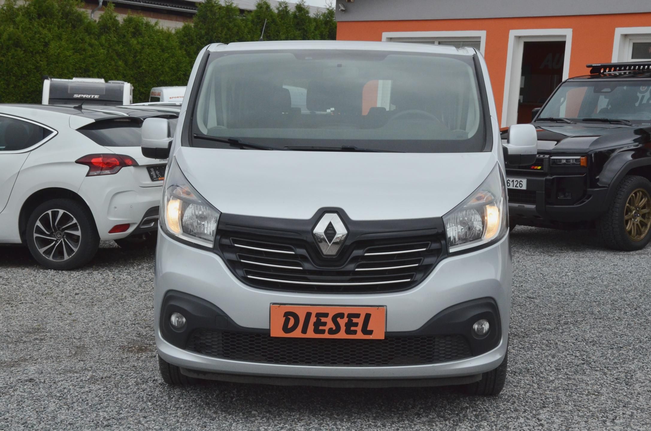 Renault Trafic, 1.6 DCi 89kW L2 / 6 míst / ČR - fotka 2
