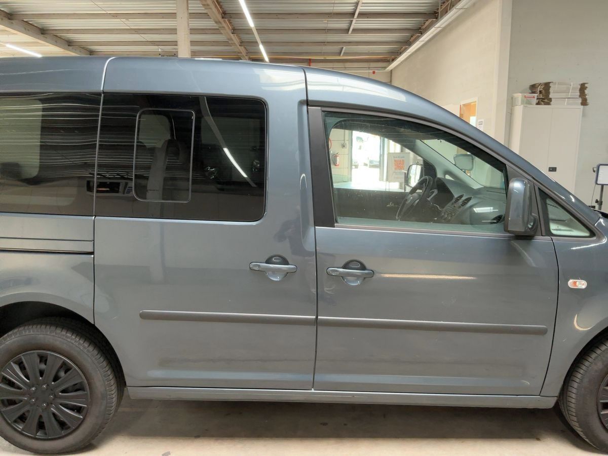 Volkswagen Caddy, 1.9 Tdi DSG 77KW BEZ DPF 213tk - fotka 4