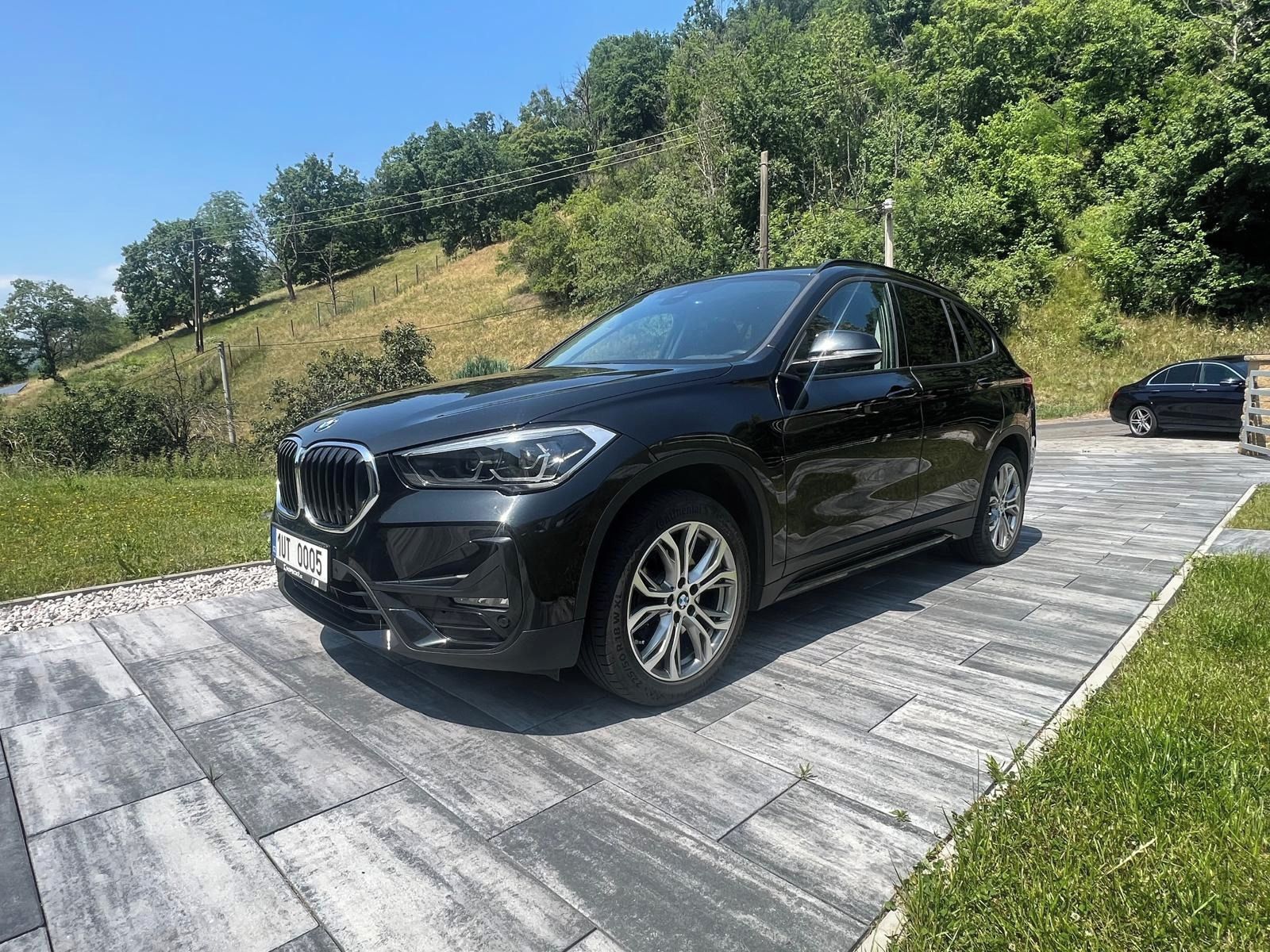 BMW X1, XDrive 18d - fotka 4