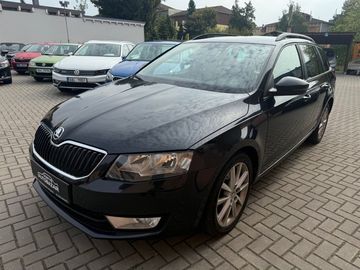 2.0 TDI -DSG ! Bohatá výbava !