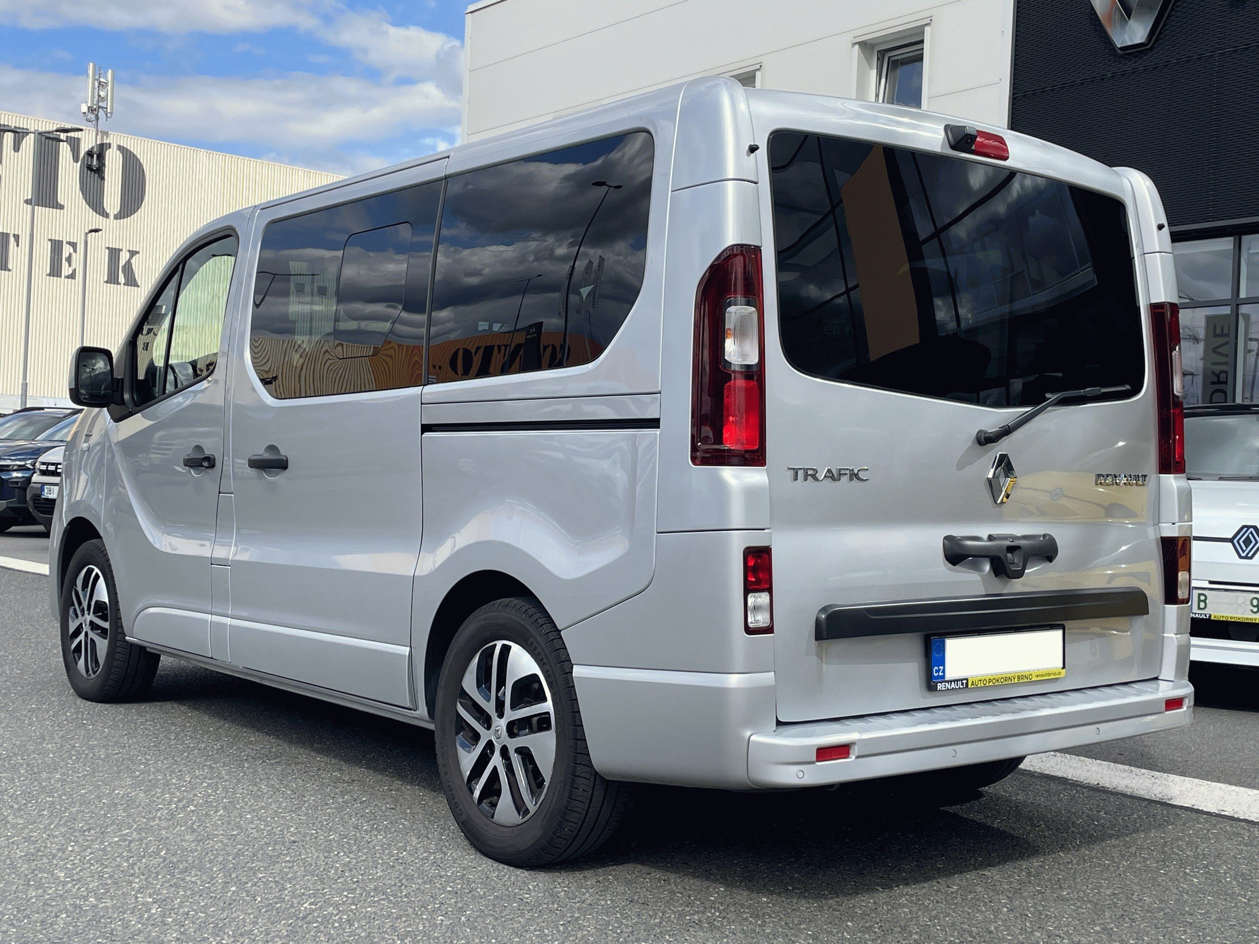Renault Trafic, L1 SpaceClass 1,6dCi 145k 8mís - fotka 3