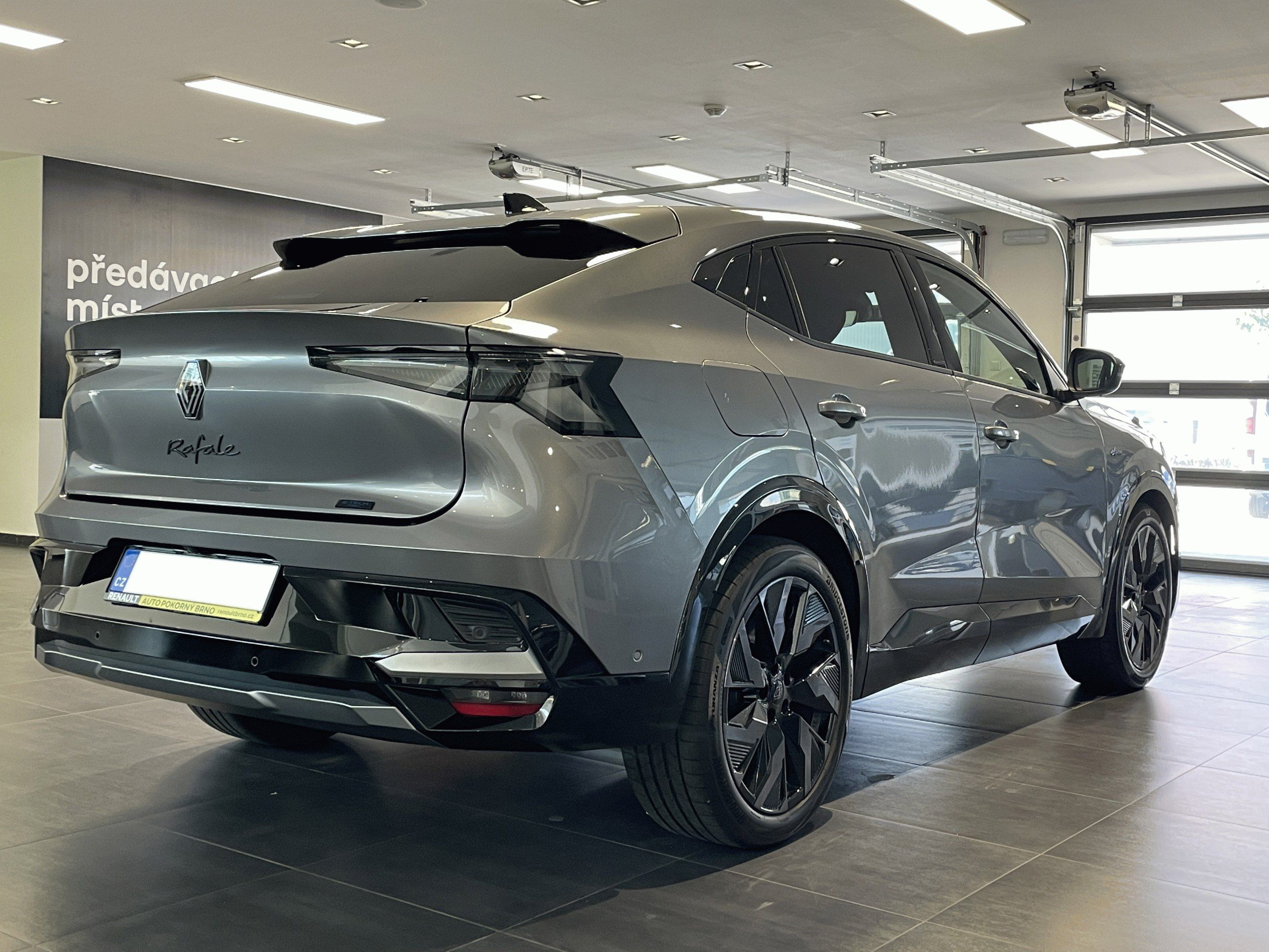 Renault Rafale, esprit Alpine E-Tech full hybr - fotka 4