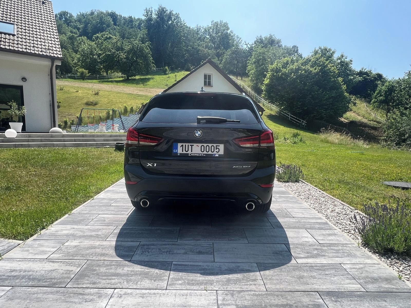 BMW X1, XDrive 18d - fotka 3