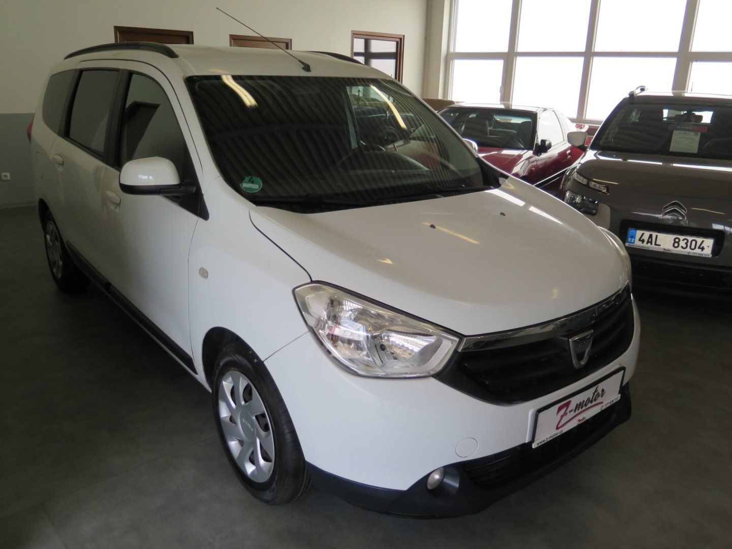 Dacia Lodgy, 1.6 61kW,klima,výhřev,navi - fotka 5