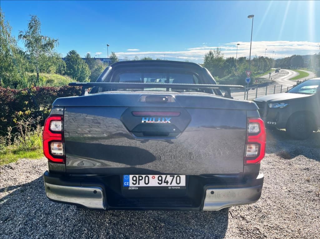 Toyota Hilux, 4,0 V6 6A/T Advent. DEMO  DC - fotka 6