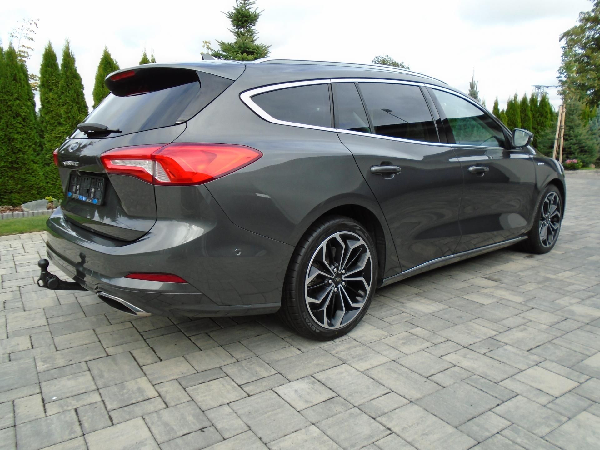 Ford Focus, 2,0EcoBlue 110kW 8AT Vignale - fotka 3