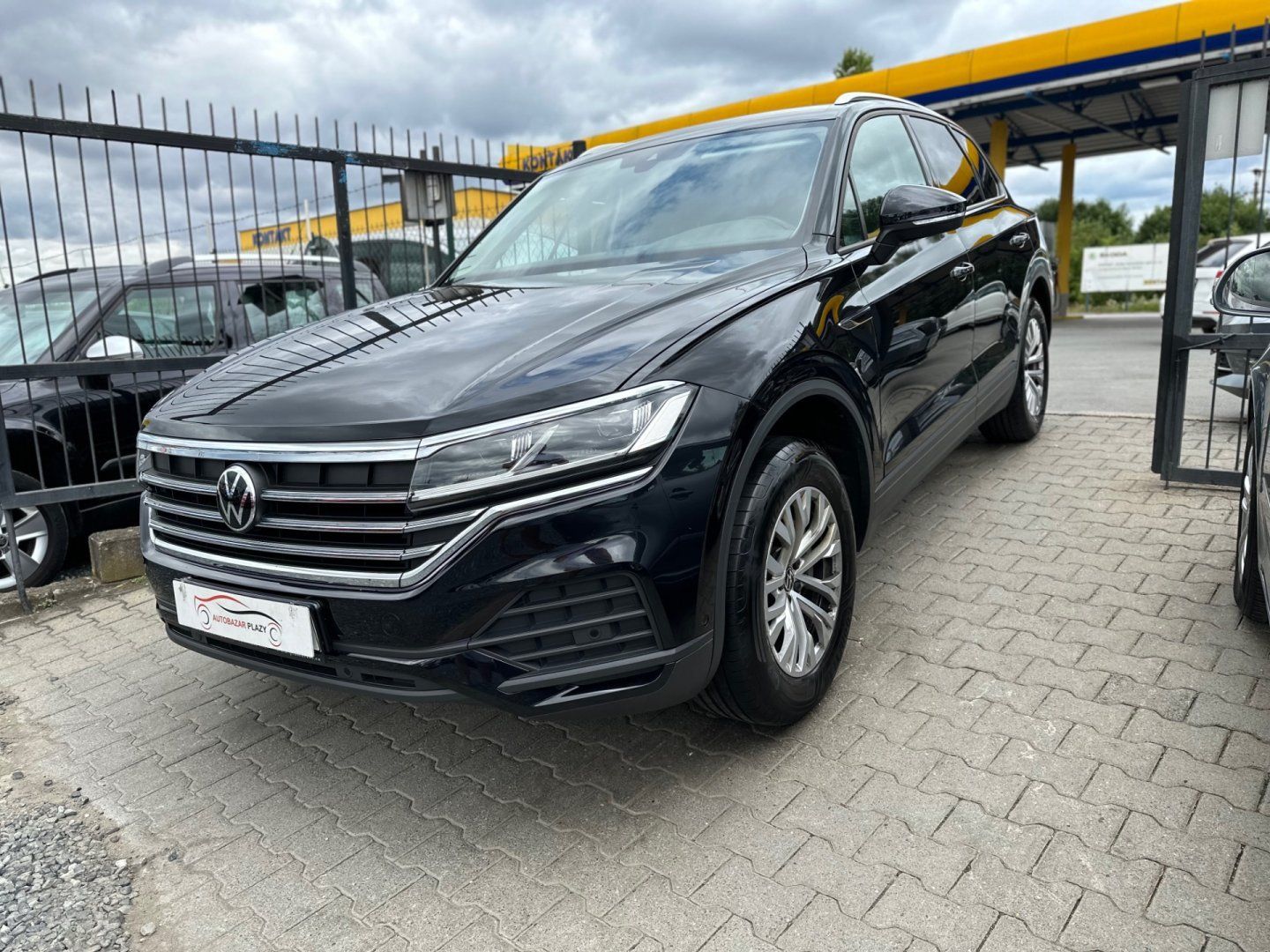 Volkswagen Touareg, 3.0TDi VIRTUAL,TAŽNÉ,4X4 - fotka 3