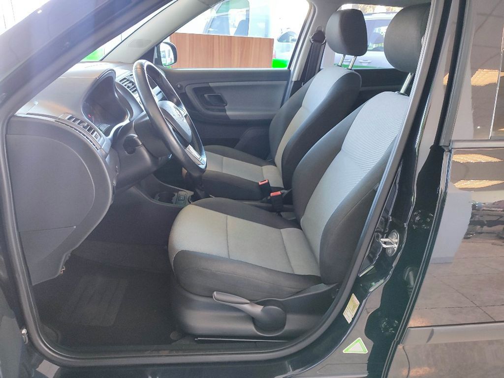 Škoda Fabia, 1.2HTP 44KW SPORTLOOK - fotka 5