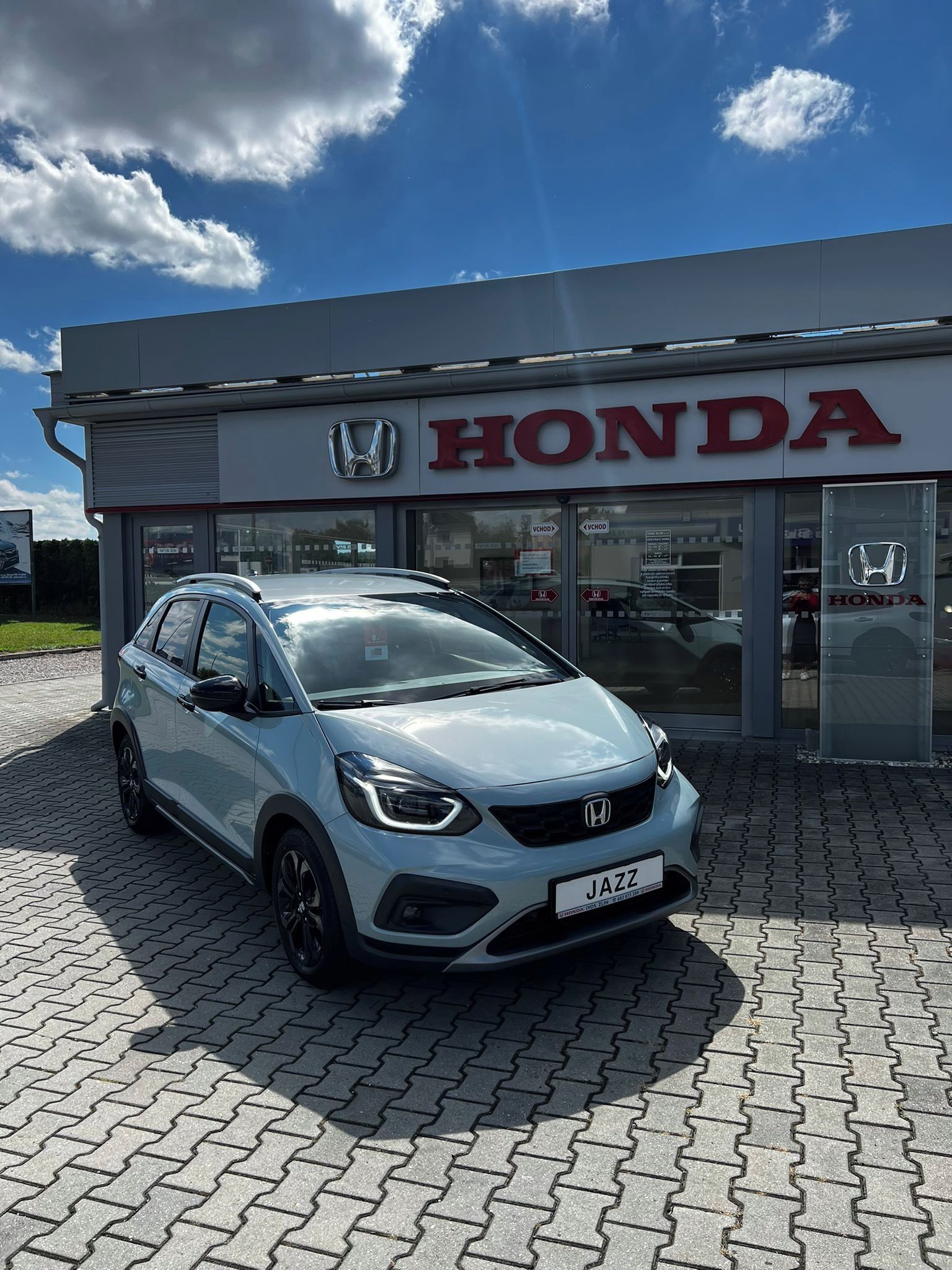 Honda Jazz, 2,0 e:HEV CROSSTAR ADVANCE - fotka 2
