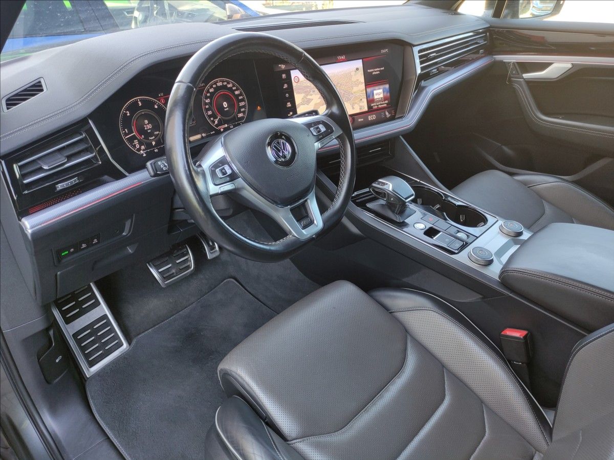 Volkswagen Touareg, 3,0 TDi R-Line BLACK STYLE *VZ - fotka 5