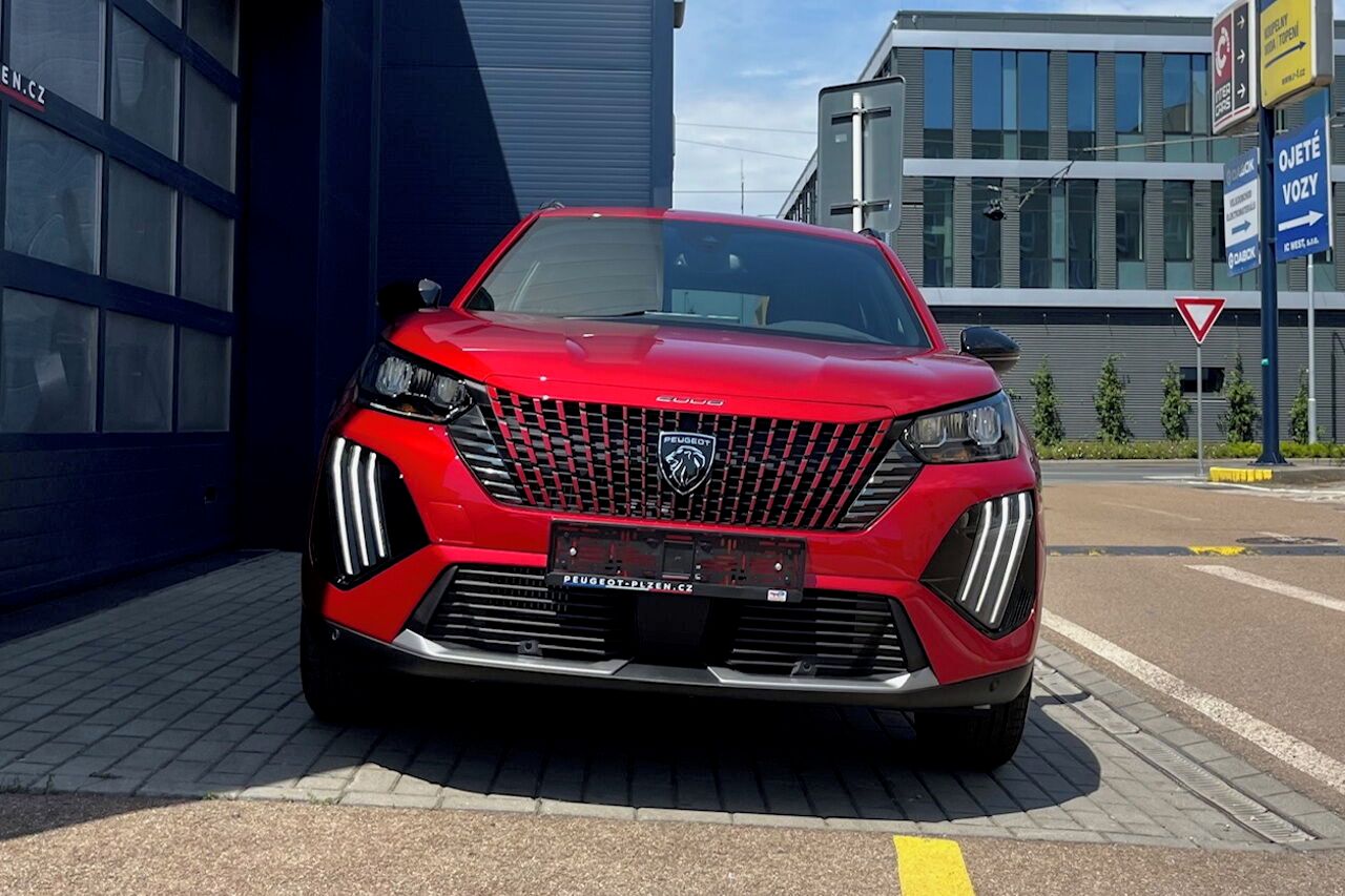 Peugeot 2008, ALLURE PureTech 100 S&S MAN6 - fotka 2