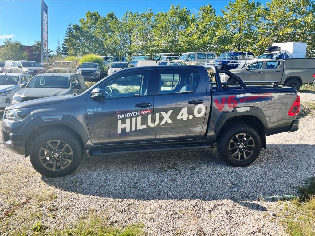 Toyota Hilux, 4,0 V6 6A/T Advent. DEMO  DC - fotka 4