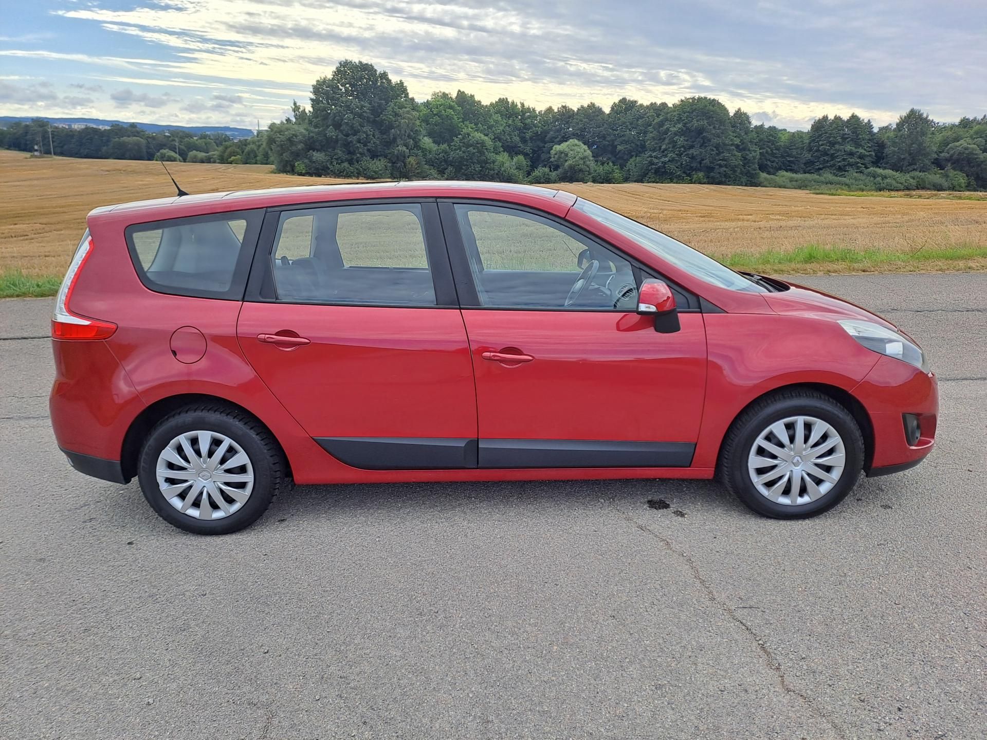 Renault Grand Scénic, 1.9 DCi PĚKNÝ STAV, 2 x KOLA - fotka 4