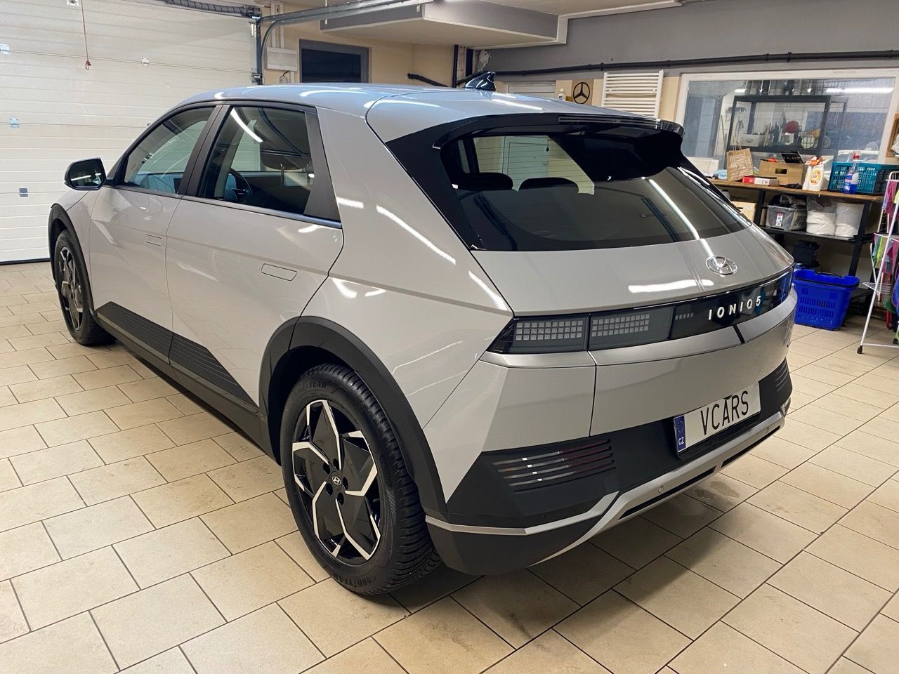Hyundai Ioniq 5, 4x4 / 72kWh / SOH100% / LED - fotka 4