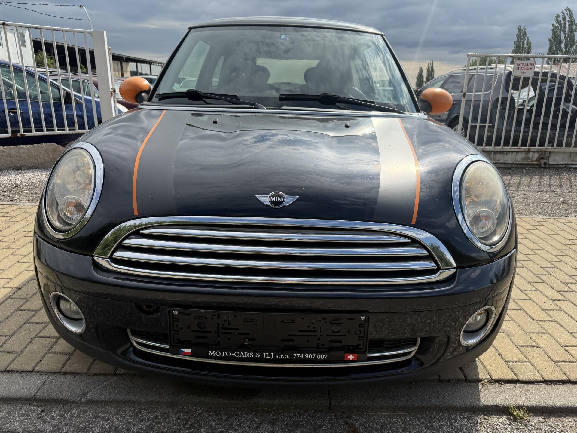 Mini One, 1.4 70 KW - fotka 2