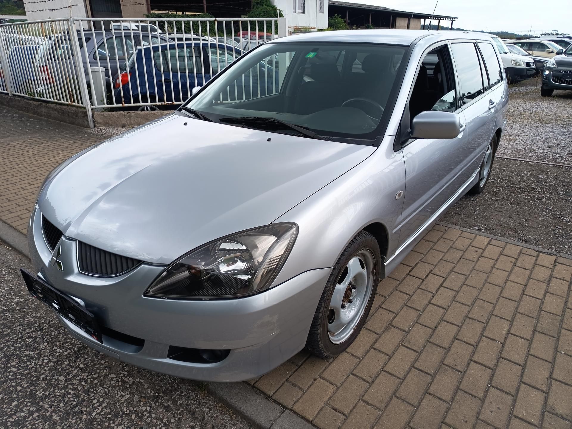 Mitsubishi Lancer, 2.0 16v - fotka 5